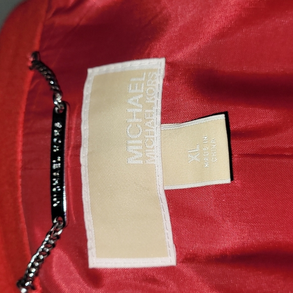 Michael Kors Red Double-breasted coat. Like new only worn once. Statement coat! - Picture 7 of 7